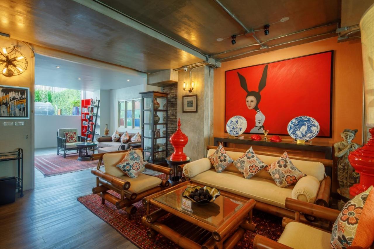 ชลา นัมเบอร์ 2 อาร์ต แอนด์ แกลเลอรี เชียงใหม่ Hotel ภายนอก รูปภาพ